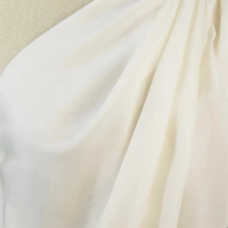 Satīna mīksts satīna audums